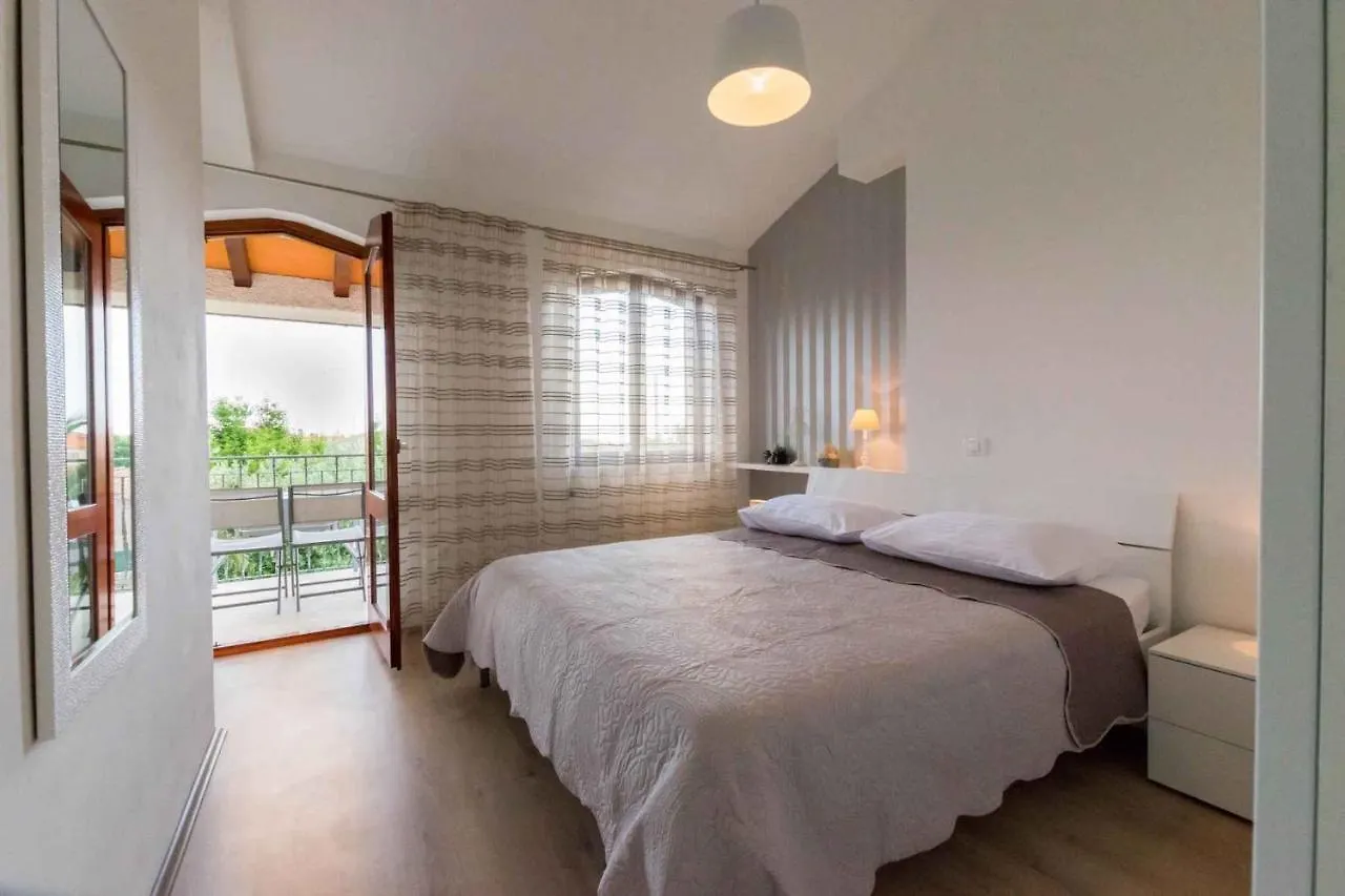 Holiday Home In Galizana - Istrien 41739